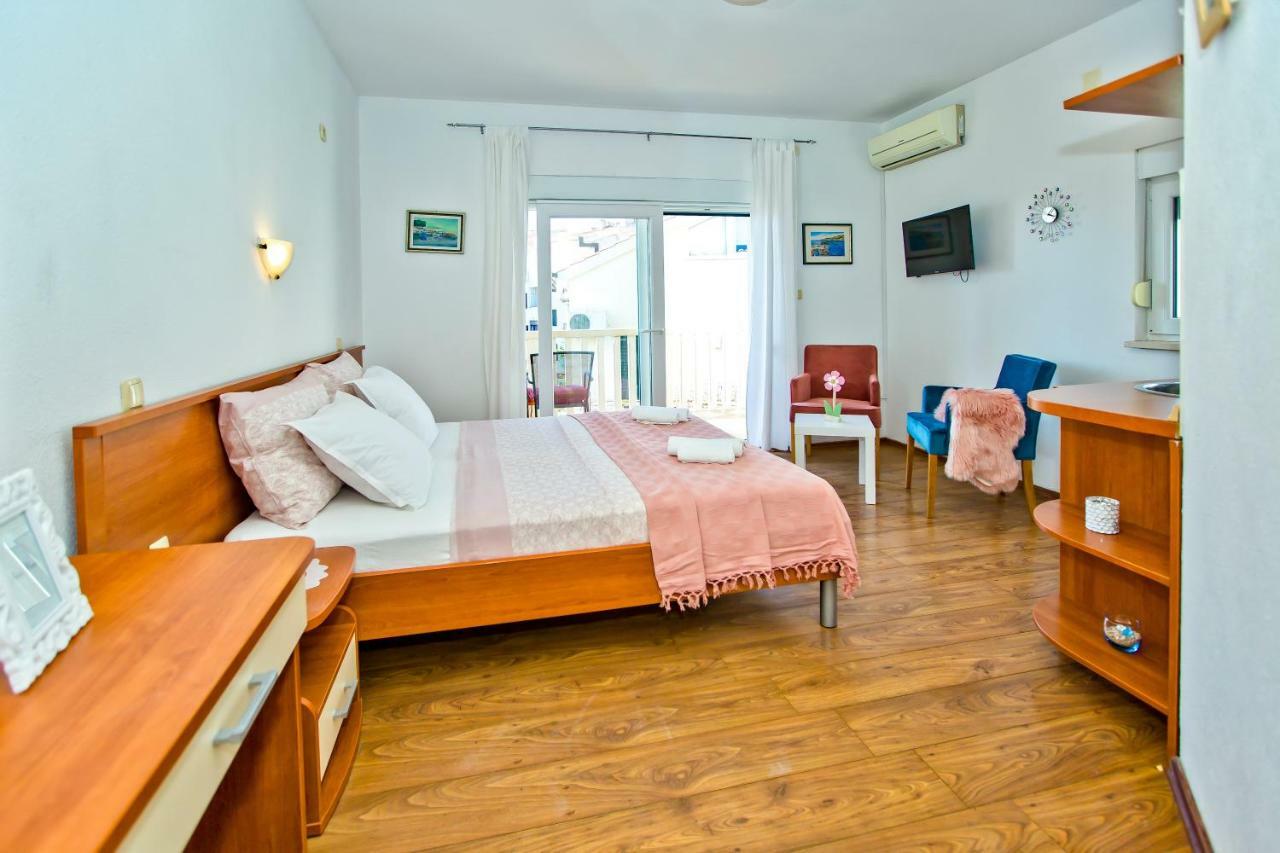 Apartments Bubalo Hvar Town Exterior foto